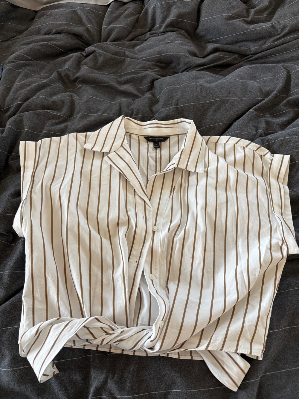 Striped Button Front Tie Hem Top - Cream & Brown M Banana Republic